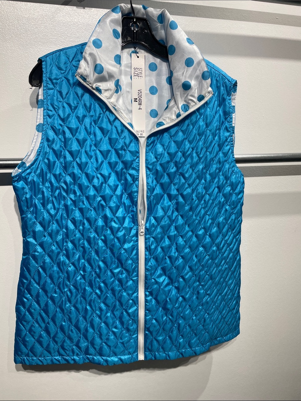 OOPERA Quilted TURQUOISE Sleeveless Vest reverses to white/turk Polka Dot smooth